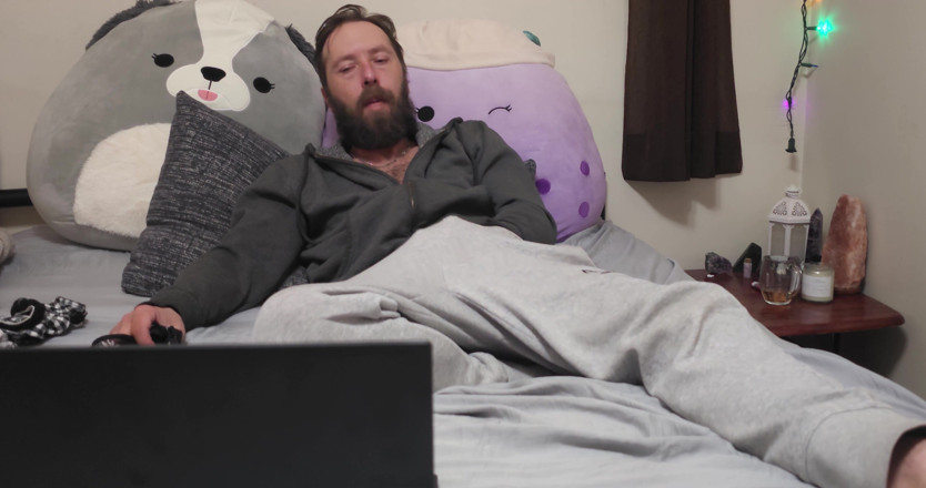 PineapplePie1111: Můj nevlastní otec našel moje porno video !! Chycen při činu! Vzájemná...