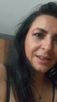 Milfycalla- Ar trebui să iei un prezervativ sau Vrei să te duci în raw?