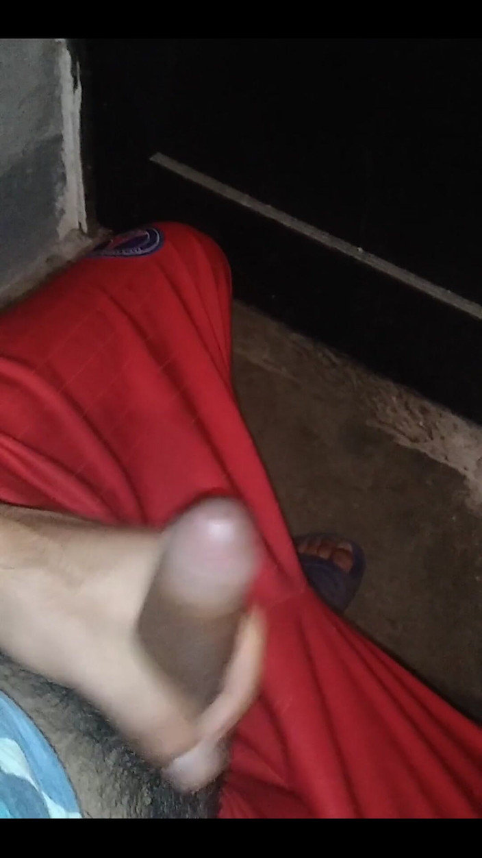 AlexAlejandro13: Punhetas grandes no banheiro, espero que você goste, desfrute de...