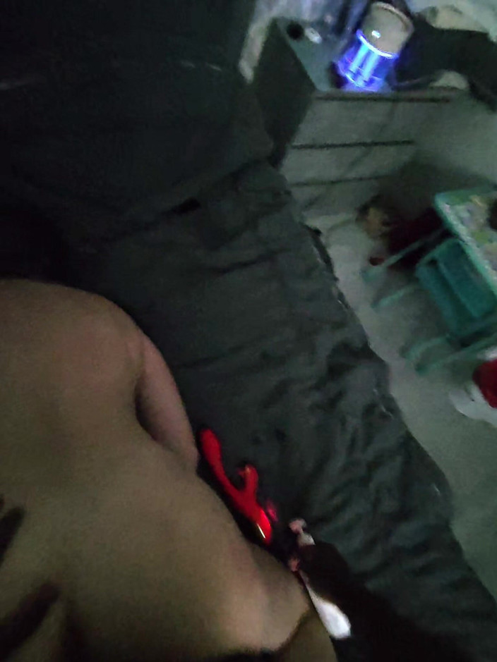 Tomsexkovi: Uomo nero che scopa sua moglie russa