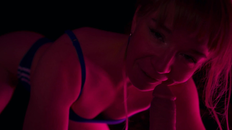 Jolie Lyon: Ibu tiri ke kiri? Riddance yang baik