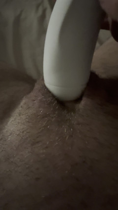 Loukasftm: Я кінчаю зі своїм вібратором на свій великий клітор