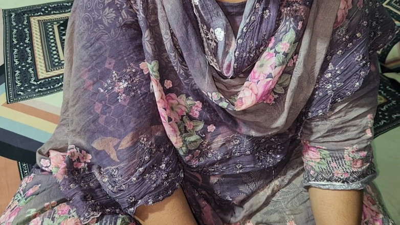 Banglavabi: 空っぽのメイドとセックスした。