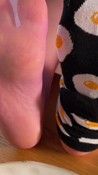 Bon Appetit with My Delicious-smelling Nylon Soles