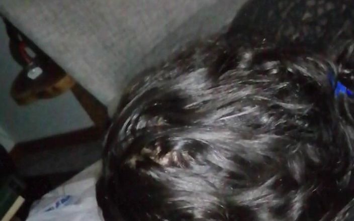 DiablaLatinaTour: Amigo bebe mi leche mientras vemos una película