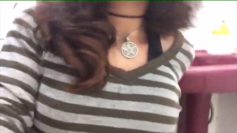 Adorable Teen: Küçük latin ateşli ve sıkı itaatkar domaltmalı amına mastürbasyon yapıyor,...