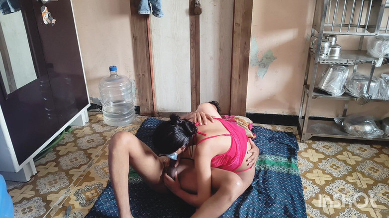 Desishycouple: Shivani Bhabhi Sex in Pink Bikini. Part 1