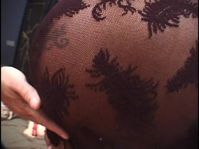 Best Butts: Horny slut enjoys as a huge cock