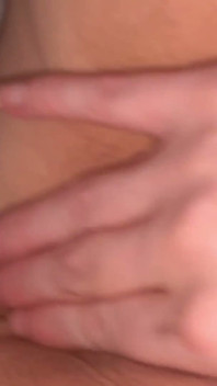 Horny MILF Gives Herself 3 Fingers (bustysecretgf)