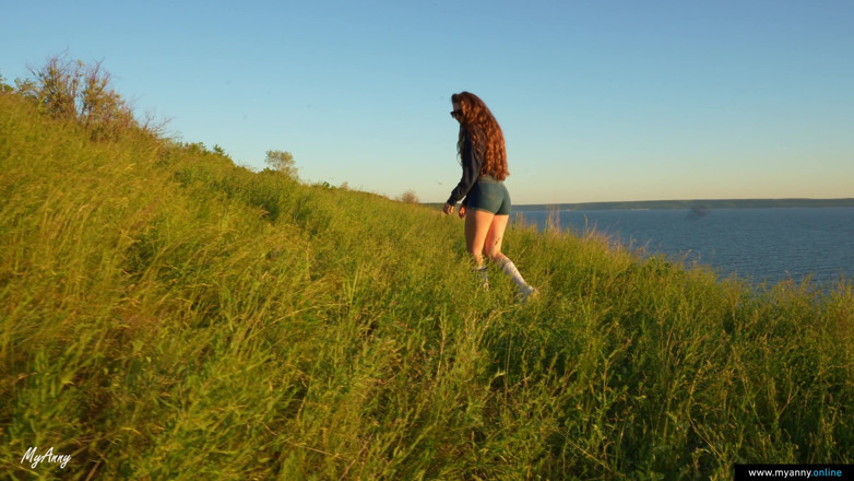 MyAnny: Risky outdoor creampie in nature!