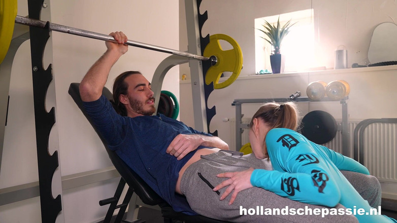 Hollandsche Passie: Sexe dans la salle de sport avec Trixie