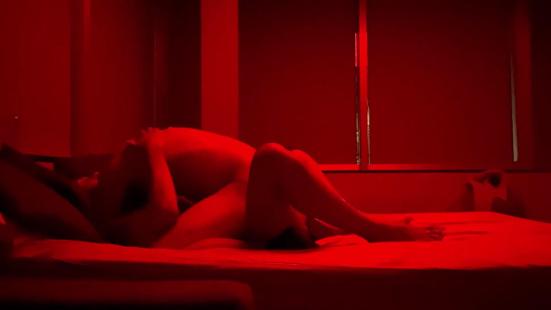 Leandro e Asafe: Ăn con điếm của chồng tôi tại khách sạn ở Madrid ở Tây...