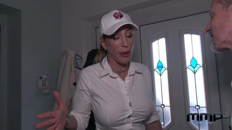 MMP Network: Une nana pizza sexy à la maison
