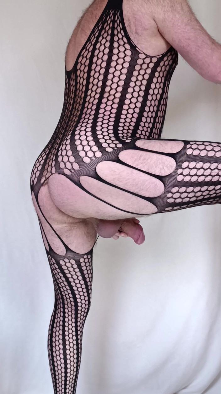 Bob Vajra: Crossdresser với hậu môn cắm wanking