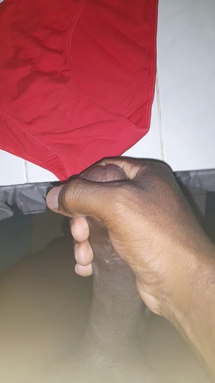 Black guy: Honění S7 E10