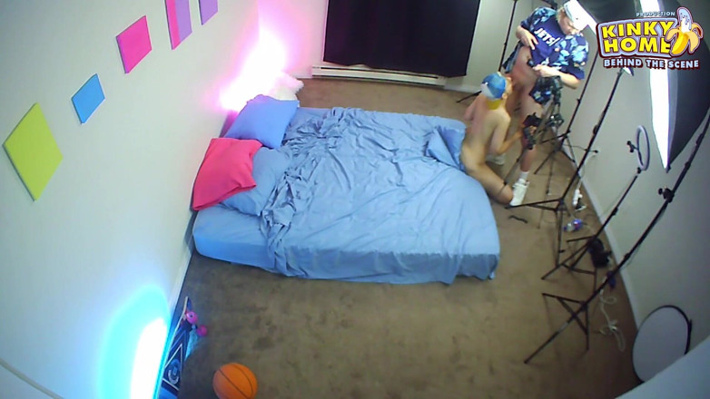 KinkyHome: Behind the scenes - Blowjob