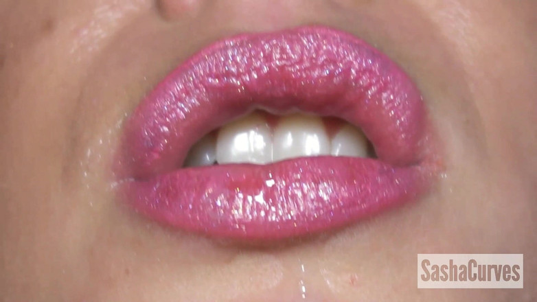 Sasha Curves: 披萨家伙被迷上并被吞噬