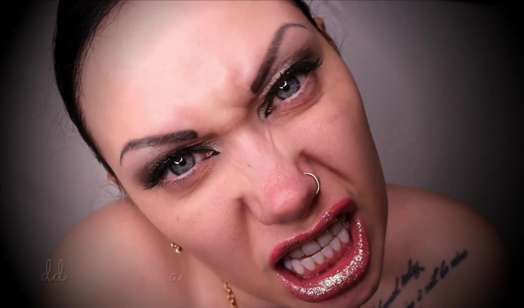 Goddess Misha Goldy: While I play sports, you will eat and grow your...