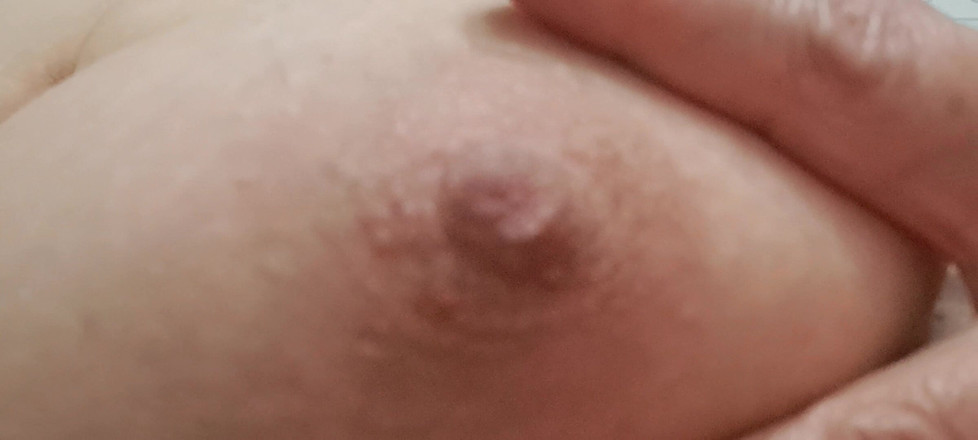 Mommy big hairy pussy: 熟女継母と彼女のおっぱい