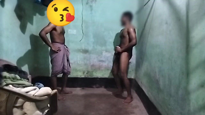 Desi Tits: Urodziny dać pasierb seks lalka prawdziwa przyjemność zabawka gej porno...