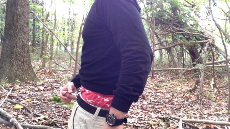 TJenner: Sagging and jerking off in the woods. Verbal