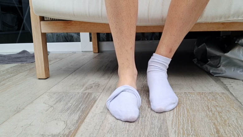 ScottishSweetie: White Ankle Sock Peal &amp; Dedah: Langsing Pancut Dan Jari Telanjang...