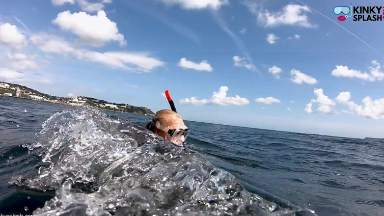 UKCuteGirl Lucy Lauren: Open Water Freedive Ultra Long Fins, costum umed și Snorkel Gear