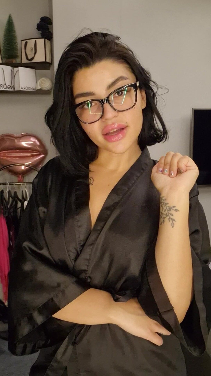 Esmer Tarcin: บอสแฟนตาซี