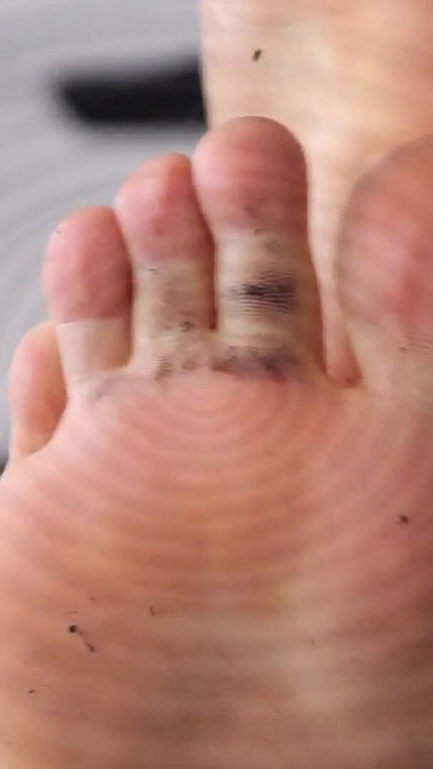 Dirty Feet Slave Training (Master Angel)
