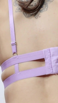 Seksi Kısa Bir Güzellikten Oral Seks