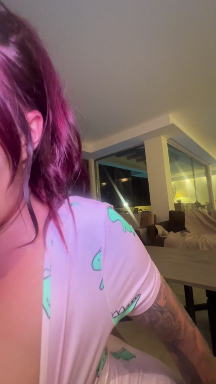 Zoe Grey: POV 섹스와 흑인 대물 자지 정액 삼키기