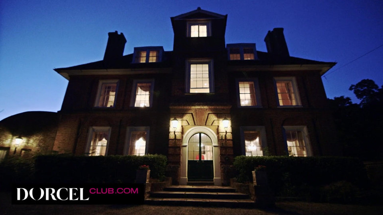Dorcel Club: Lola Reve in a threesome with DP