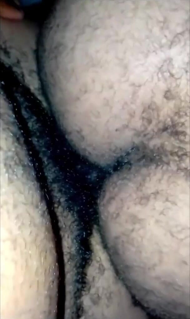 Couple 2 Black: Vídeo 112 Minha bunda peluda tão suja que alguns caras gostam...