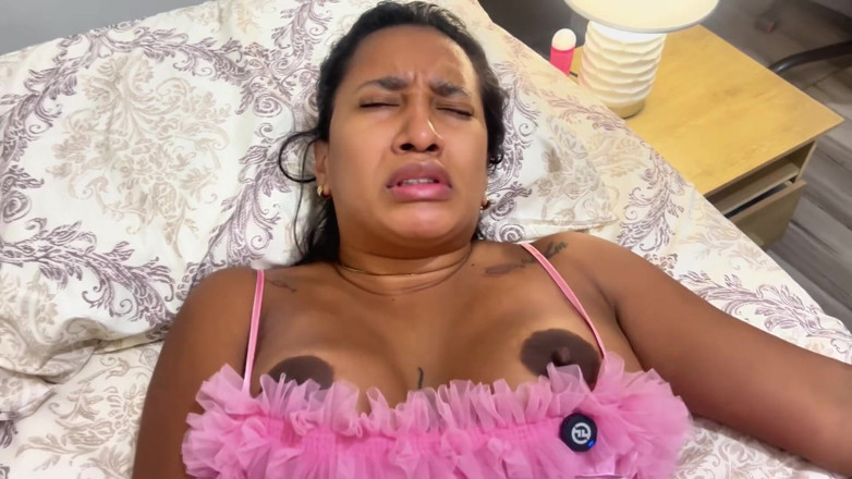 Leyne Rodriguez: Wtf, Inanamıyorum!! Üvey Annem Babamı Aldatıyor... Benimle