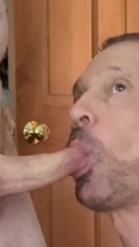 Můj chlapec chce velký penis, aby ho ošukal