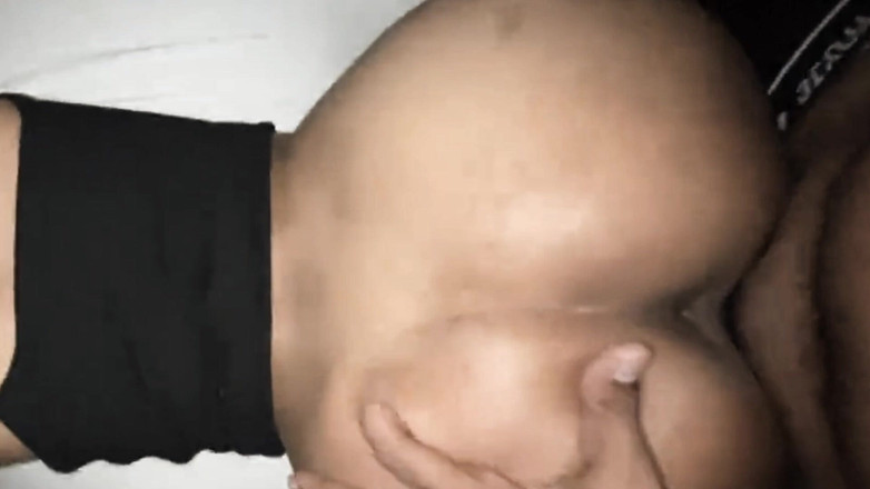 Cutebeby: 흑인 대물 자지에게 따먹히는 거유 밀프