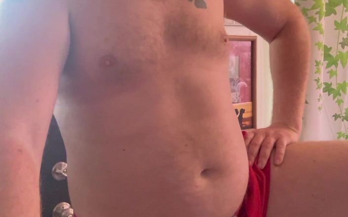 Big Baz: Alzo la gamba per una lunga pisciata