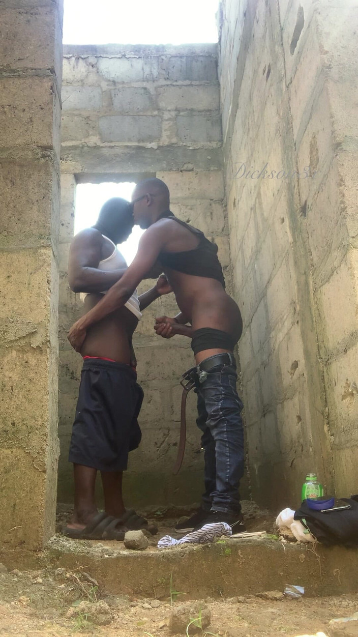 Dickass3x: Một nhanh chóng trong một tòa nhà không thể hoàn...