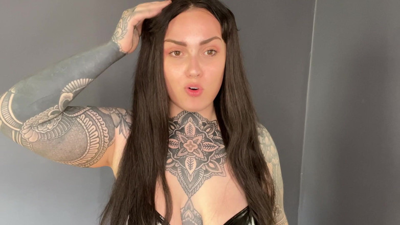 Miss Valentina: Cyber mobbning