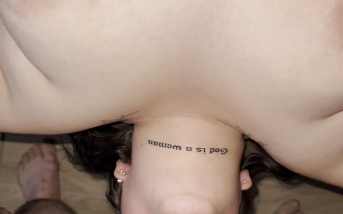 Badxtim: 내 뚱뚱한 자지를 빨고 뒤에서 하드코어를 따먹는 침대에서 거꾸로
