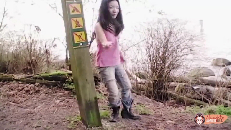 Naughty Japanese Girls: Nago na plaży to ogromny zwrot dla azjatyckiej laski
