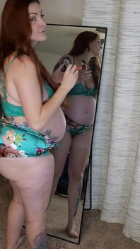 Pregnant Stepmother Fucked While Getting Ready for a Date