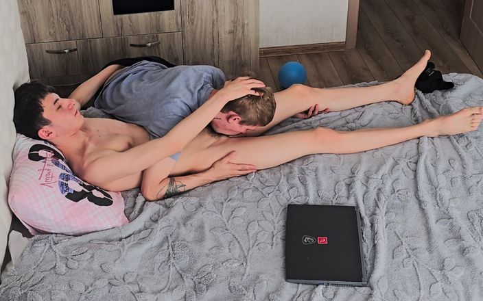 Max Gen: 흑형 대물 에 따먹히는 내 똑바른 친구 1부