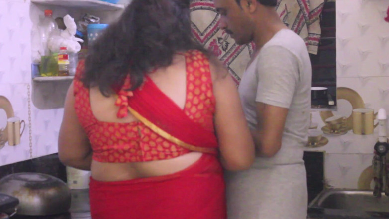 Indian porno creator: Indian Homemade Fucking Sasur and Bahu Hot Sex - Hindi Audio