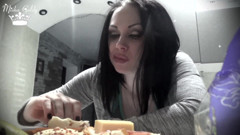 Goddess Misha Goldy: Manusia kecil - masakan yang paling sedap