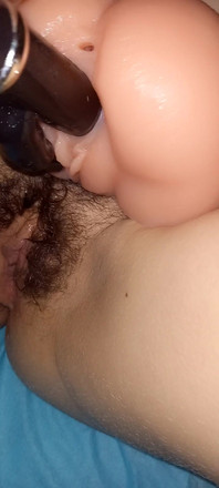 Labubu Tourist Doll Hairy Pussy Reunion