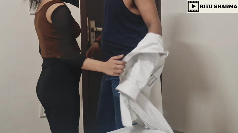 Ritu Sharma: Indiana musulmana sorellastra sana scopata da un giovane fratellastro amatoriale...