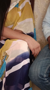 jab main pahli baar shaadi ke lie use dekhne gaya to ek ajanbi larki ko choda