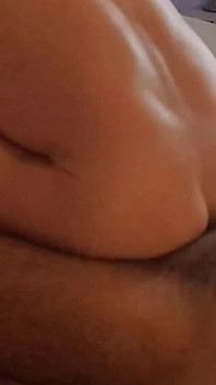 Ayah ngentot kontol untuk pertama kalinya
