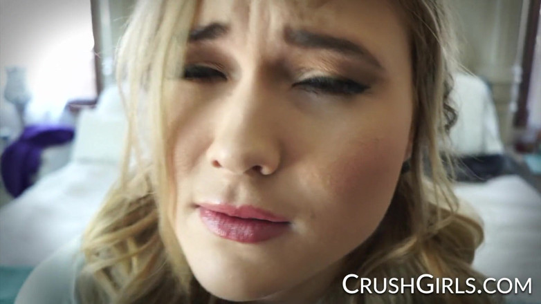 Crush Girls: Crush girls - Alyssa Cole üvey babasının mali durumunu aldığı için cezalandırılıyor